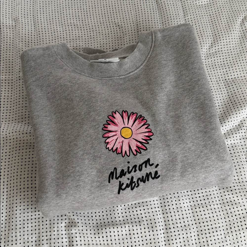 MAISON KITSUNÉ Gray Floating Flower Sweatshirt